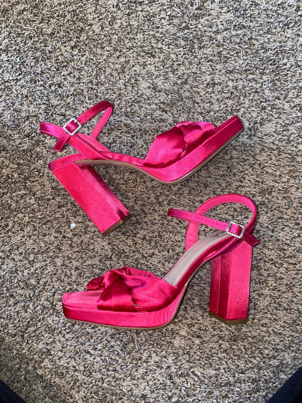 MIA Shoes Hot Pink Satin Bow Heel NWOT